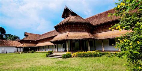 www. kuthira.com|Kuthiramalika Palace .